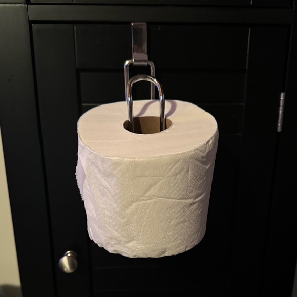 Over the Tank/Door Chrome Toilet Paper Holder. New - Picture 2 of 6